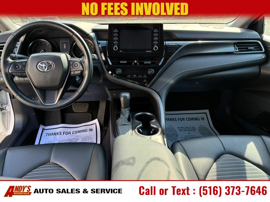 2021 Toyota Camry SE - Photo 8