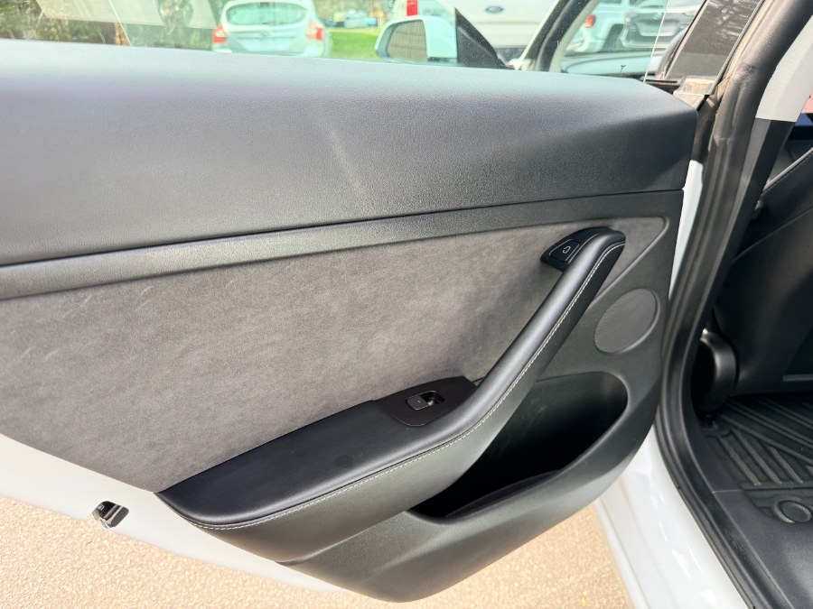 2022 Tesla Model 3 Base - Photo 17