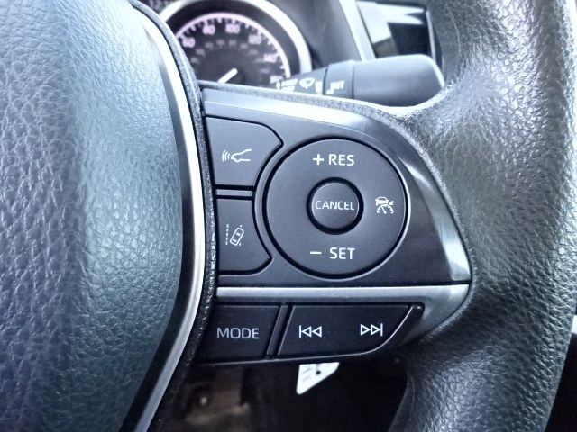 2021 Toyota Camry LE - Photo 41