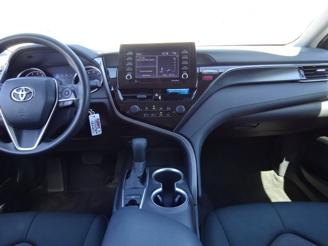 2021 Toyota Camry LE - Photo 31