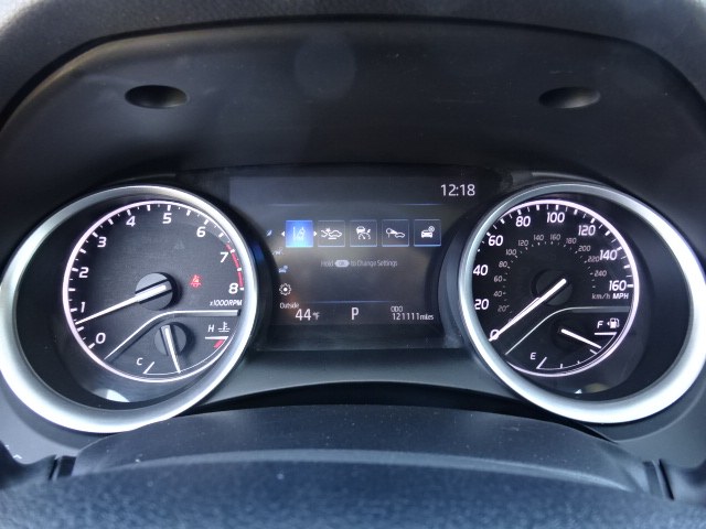 2021 Toyota Camry LE - Photo 37