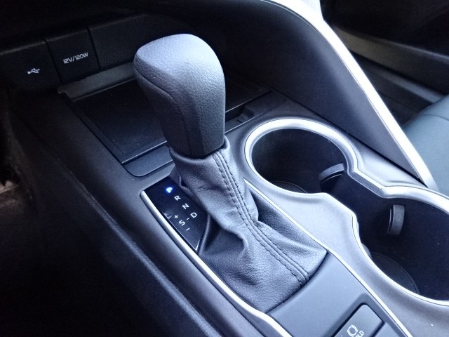 2021 Toyota Camry LE - Photo 46