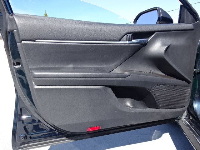 2021 Toyota Camry LE - Photo 34