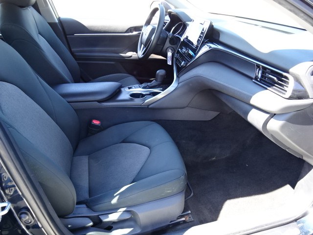 2021 Toyota Camry LE - Photo 18