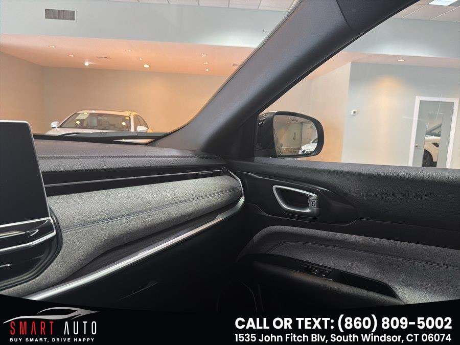 2023 Jeep Compass Latitude - Photo 19