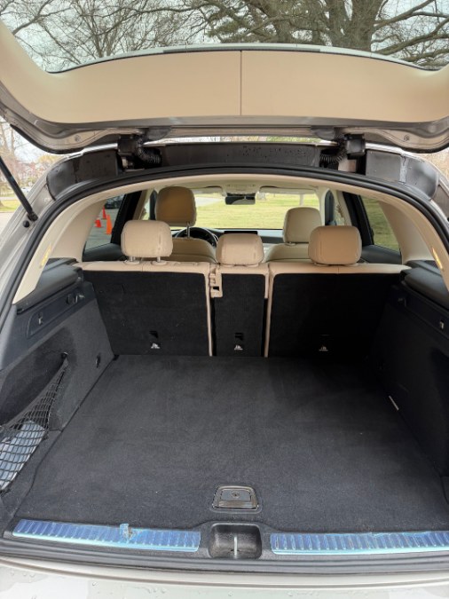 2022 Mercedes-Benz GLC GLC300 - Photo 16