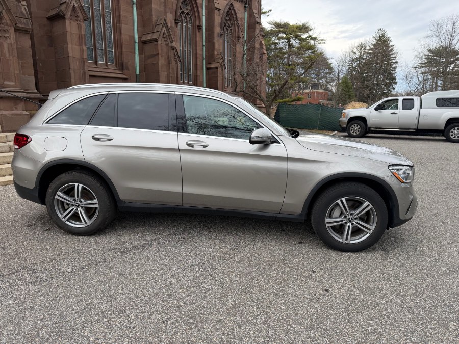2022 Mercedes-Benz GLC GLC300 - Photo 6