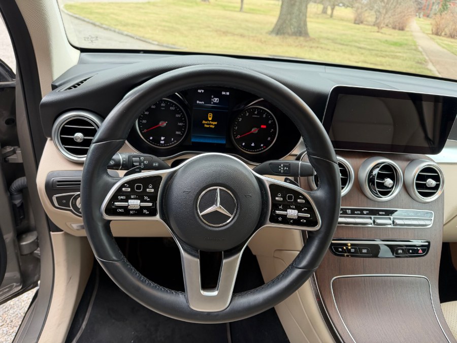 2022 Mercedes-Benz GLC GLC300 - Photo 13