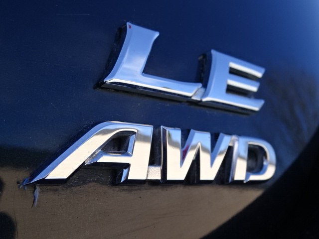 2023 Toyota Camry LE - Photo 1