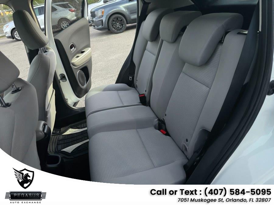 2021 Honda HR-V EX - Photo 13