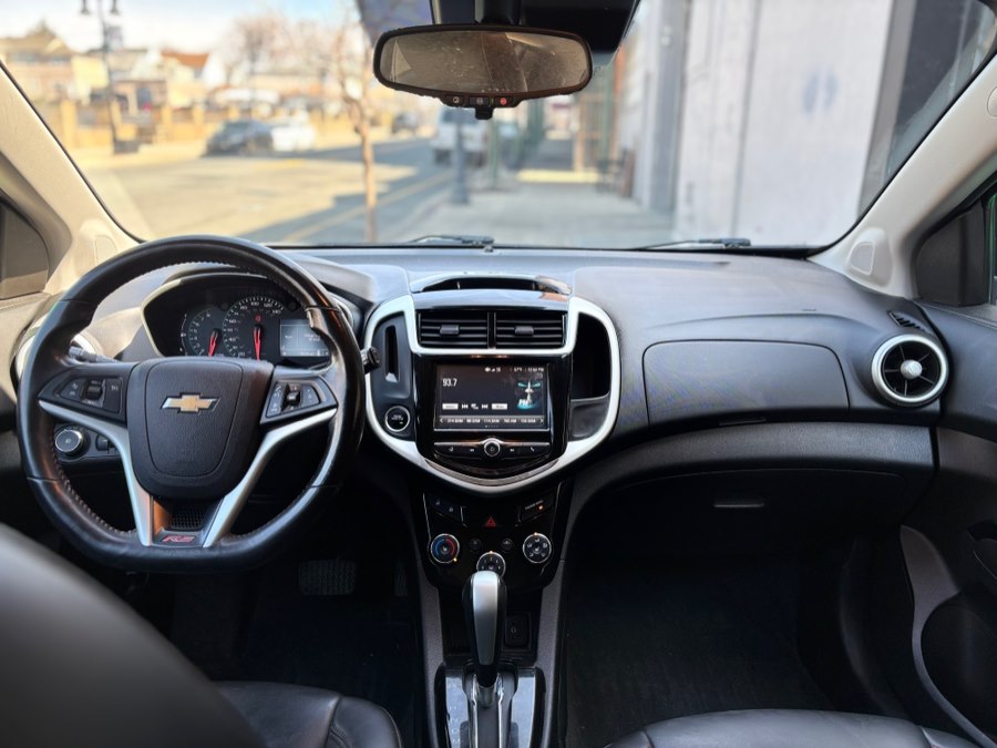 2017 Chevrolet Sonic Premier - Photo 20