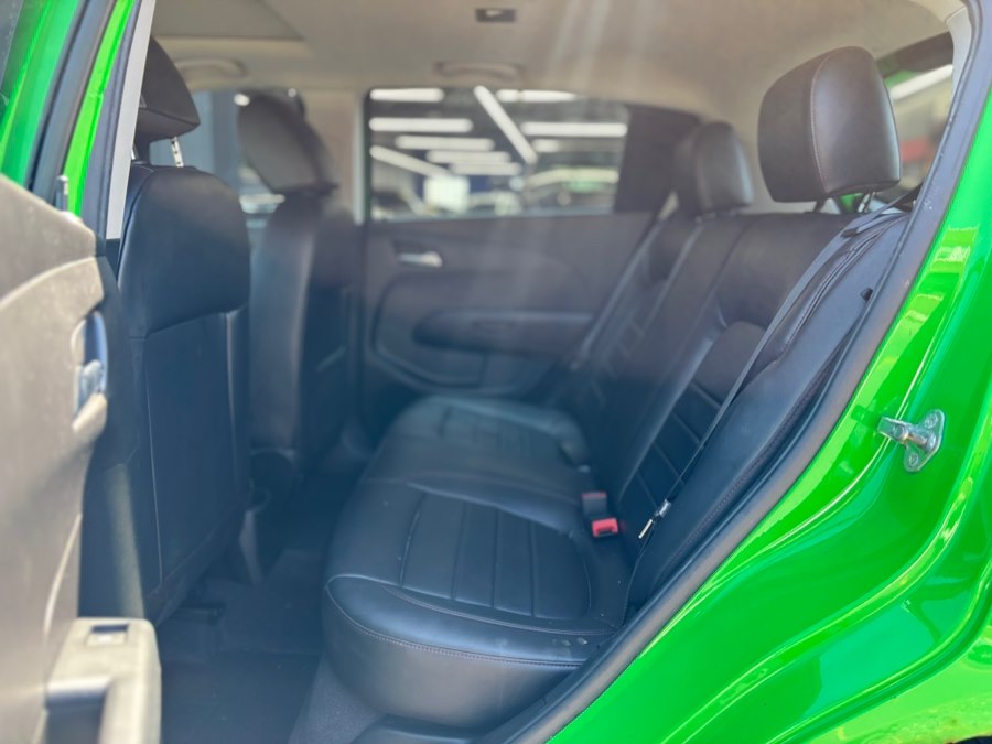 2017 Chevrolet Sonic Premier - Photo 9