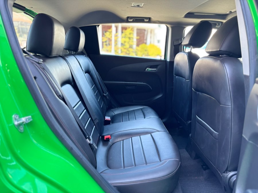 2017 Chevrolet Sonic Premier - Photo 13