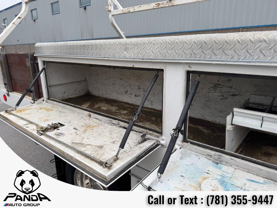 2018 Ford F-450 Super Duty Chassis Cab XL - Photo 11