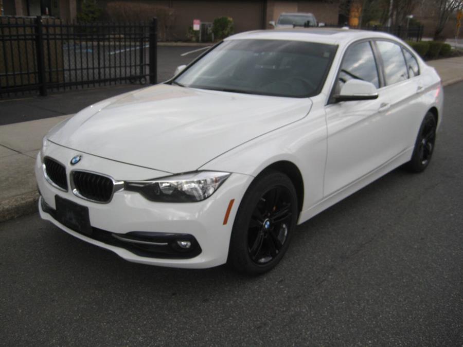 Used 2017 BMW 3 Series in Massapequa, New York | Rite Choice Auto Inc.. Massapequa, New York