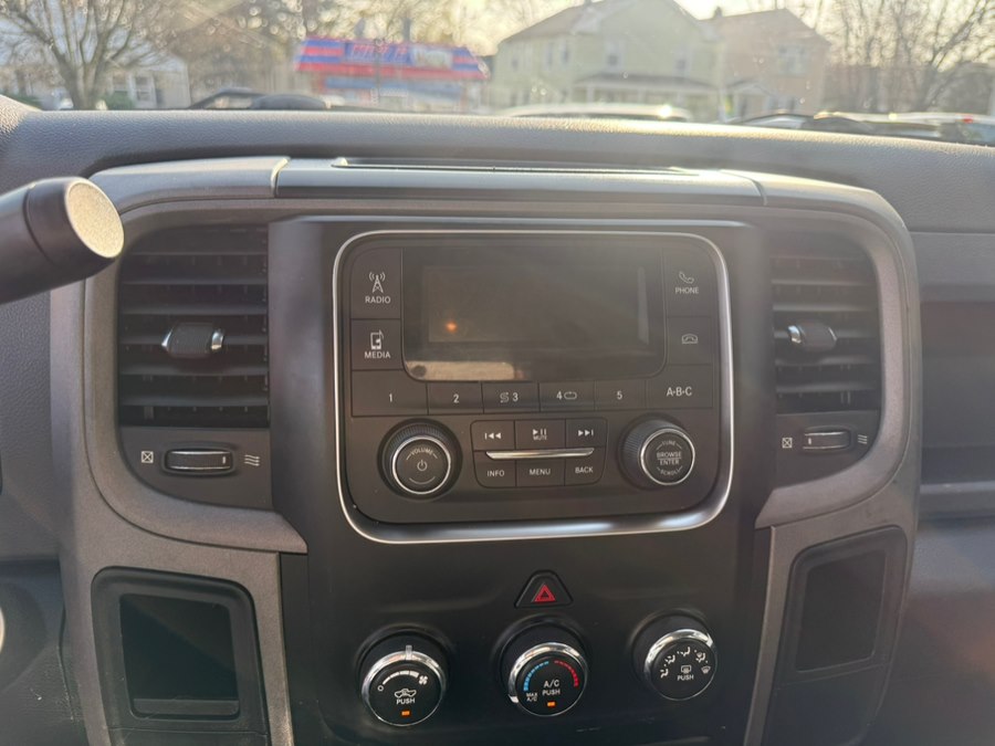 2016 RAM Ram 3500 Chassis Cab Tradesman - Photo 10