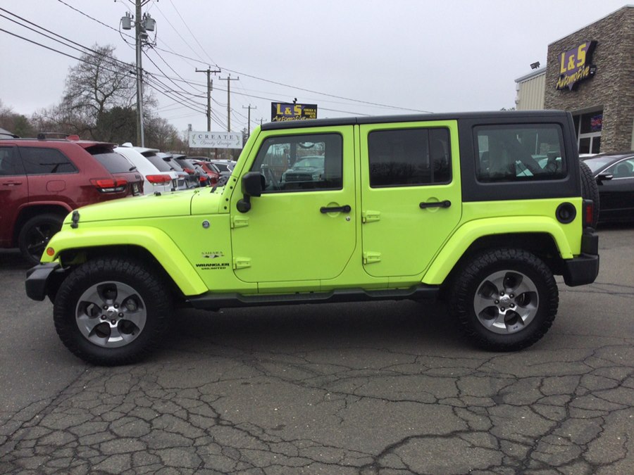 2017 Jeep Wrangler Unlimited Sahara - Photo 10
