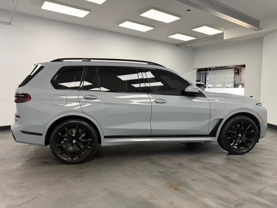 2026 BMW X7 40i - Photo 9