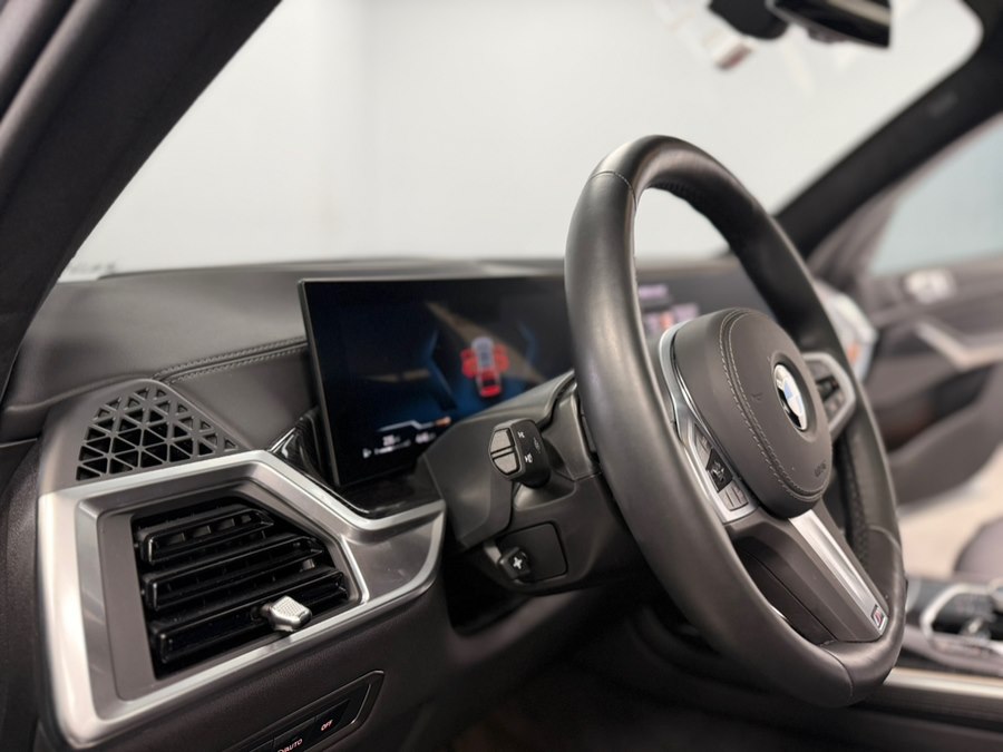 2026 BMW X7 40i - Photo 29