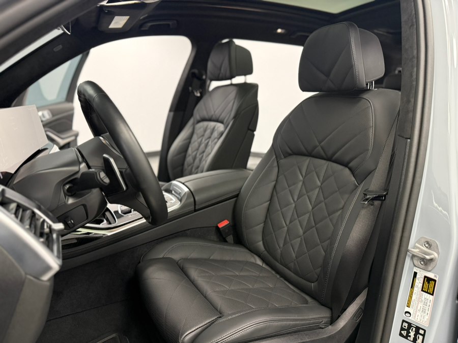 2026 BMW X7 40i - Photo 33