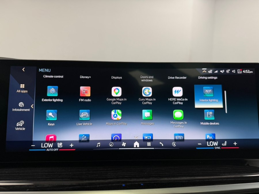 2026 BMW X7 40i - Photo 74