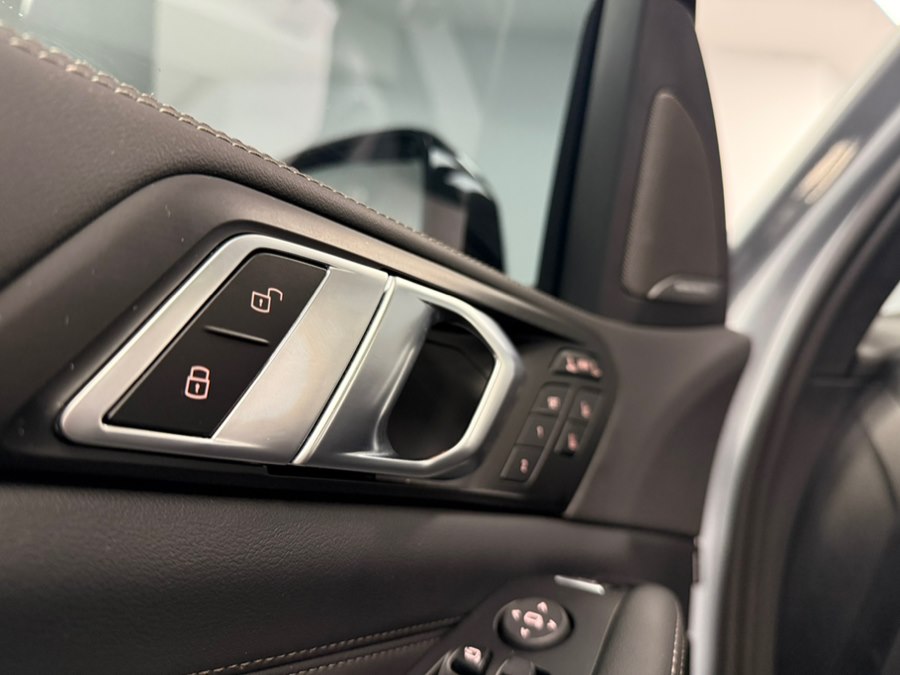 2026 BMW X7 40i - Photo 31