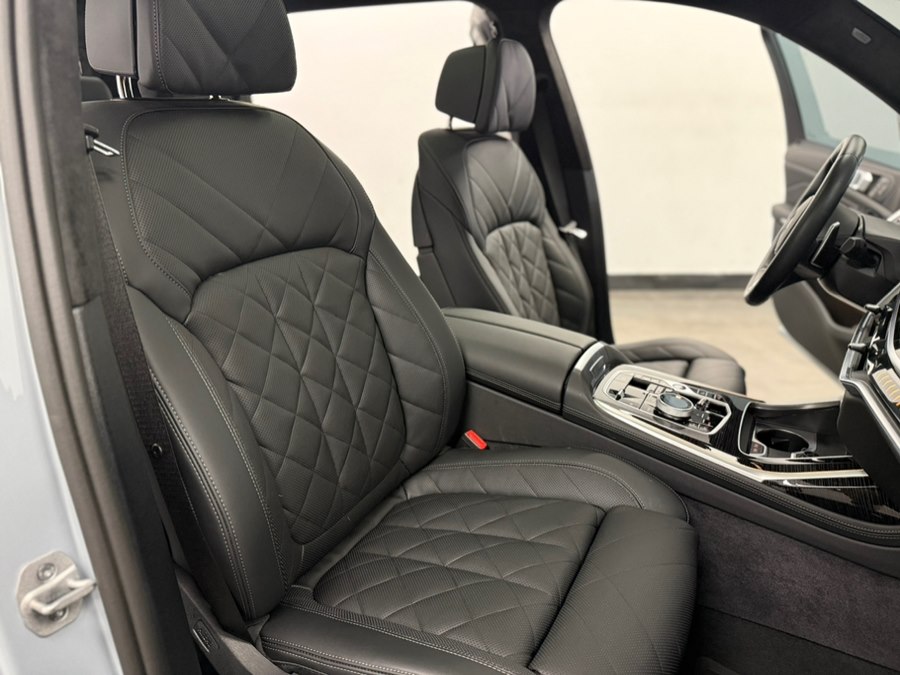 2026 BMW X7 40i - Photo 58