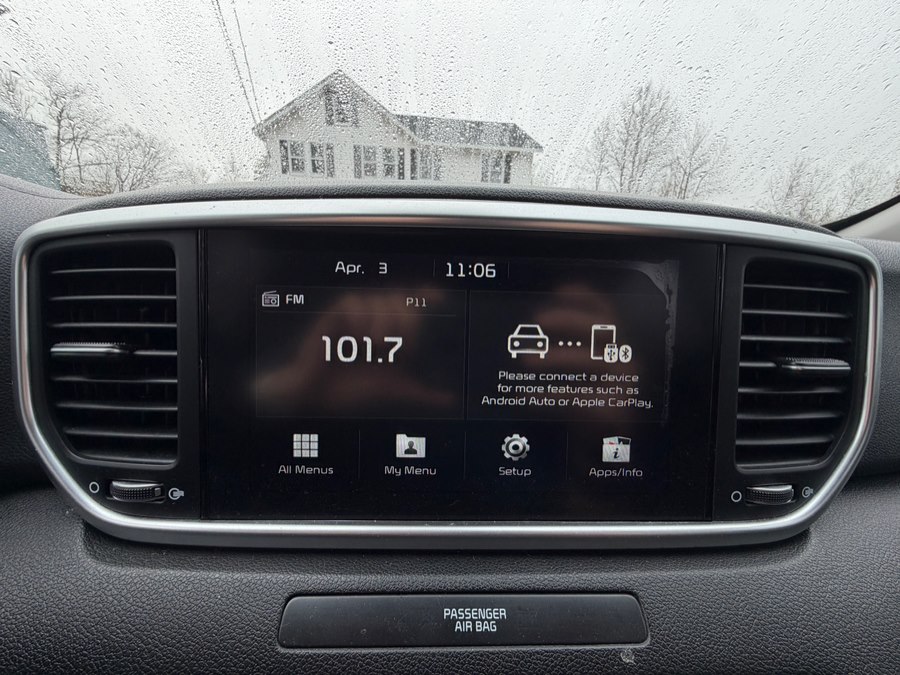 2020 Kia Sportage LX - Photo 11