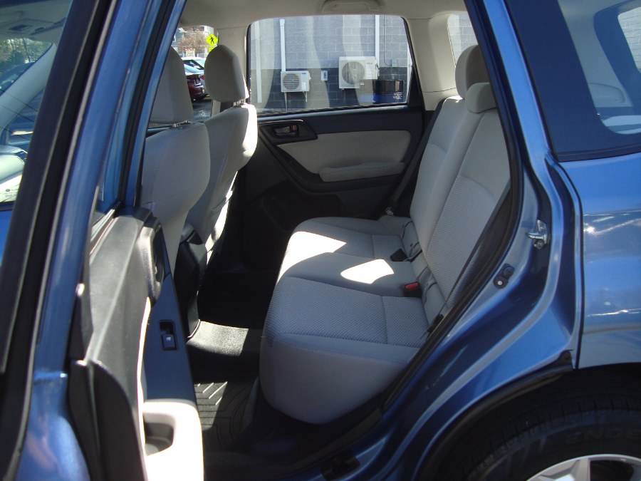 2015 Subaru Forester i - Photo 14