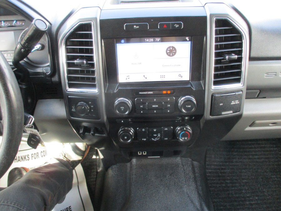 2018 Ford F-350 Super Duty XLT - Photo 28
