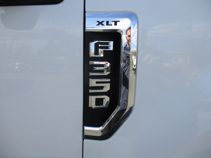 2018 Ford F-350 Super Duty XLT - Photo 13