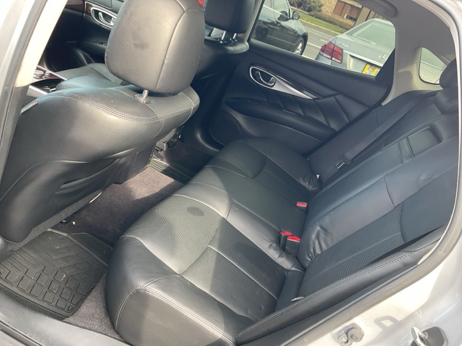 2018 INFINITI Q70 LUXE - Photo 26