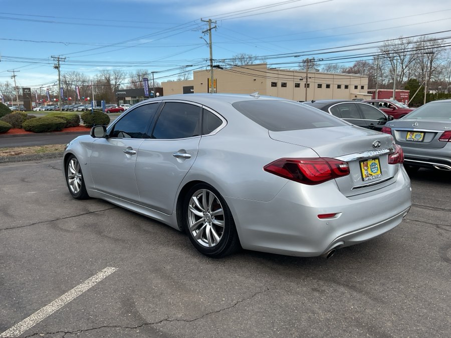 2018 INFINITI Q70 LUXE - Photo 8