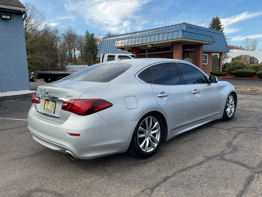 2018 INFINITI Q70 LUXE - Photo 17