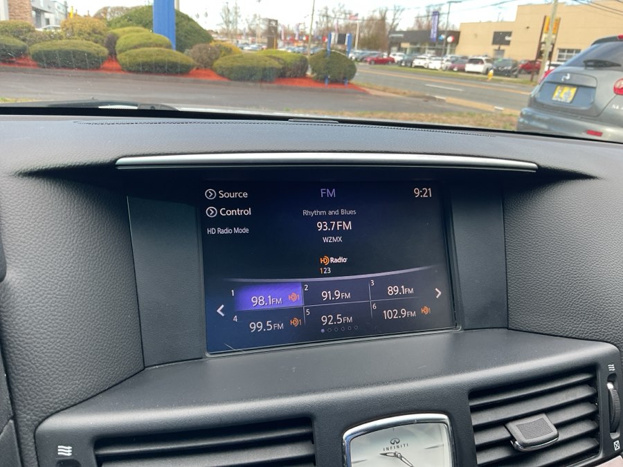 2018 INFINITI Q70 LUXE - Photo 33
