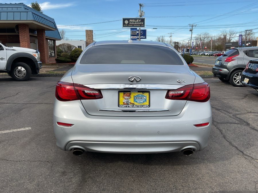2018 INFINITI Q70 LUXE - Photo 19