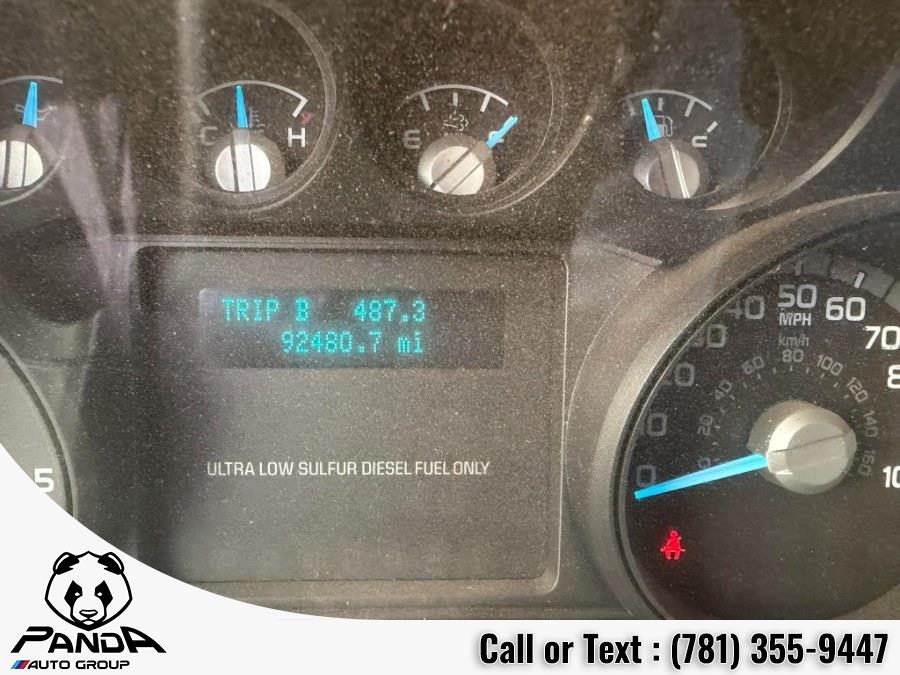 2011 Ford F-750 - Photo 26