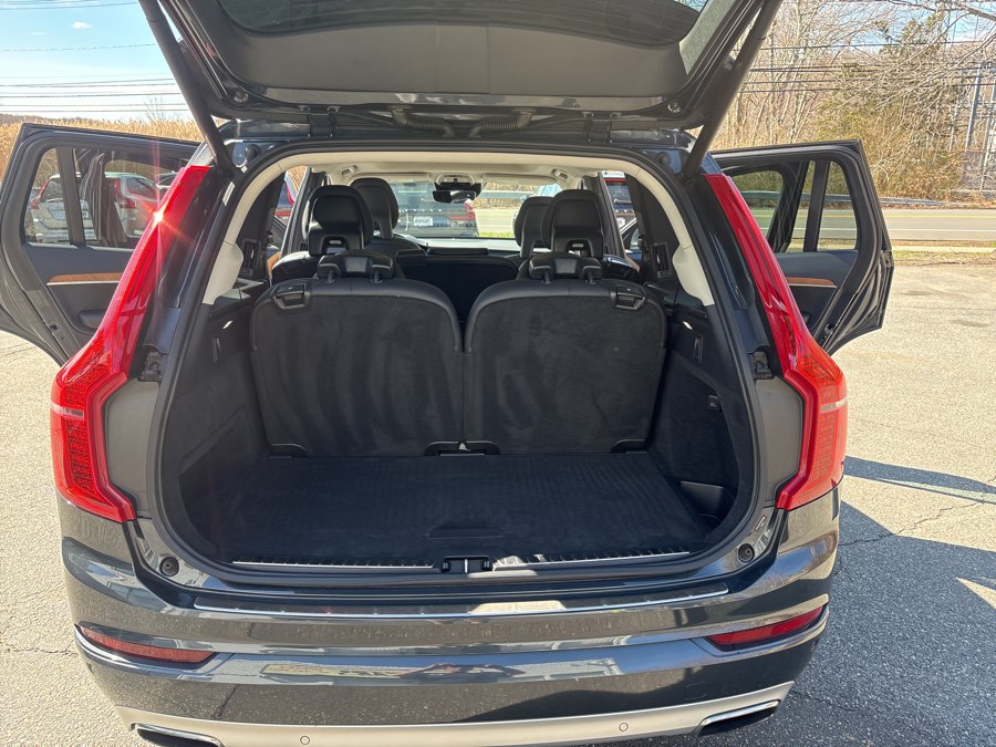 2021 Volvo XC90 Momentum - Photo 9