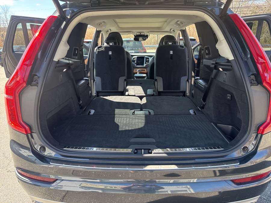 2021 Volvo XC90 Momentum - Photo 11