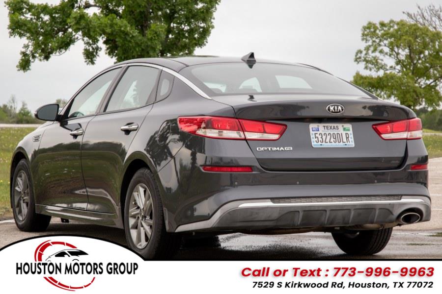 2019 Kia Optima LX - Photo 6