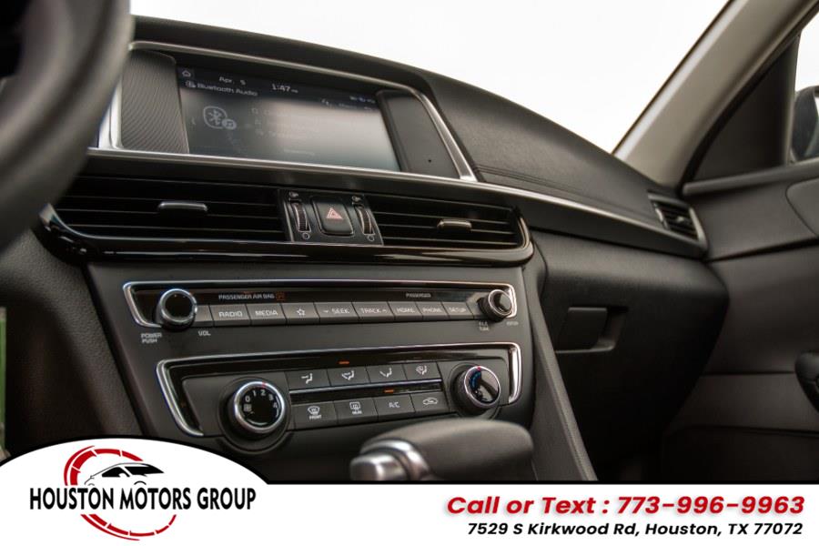 2019 Kia Optima LX - Photo 12