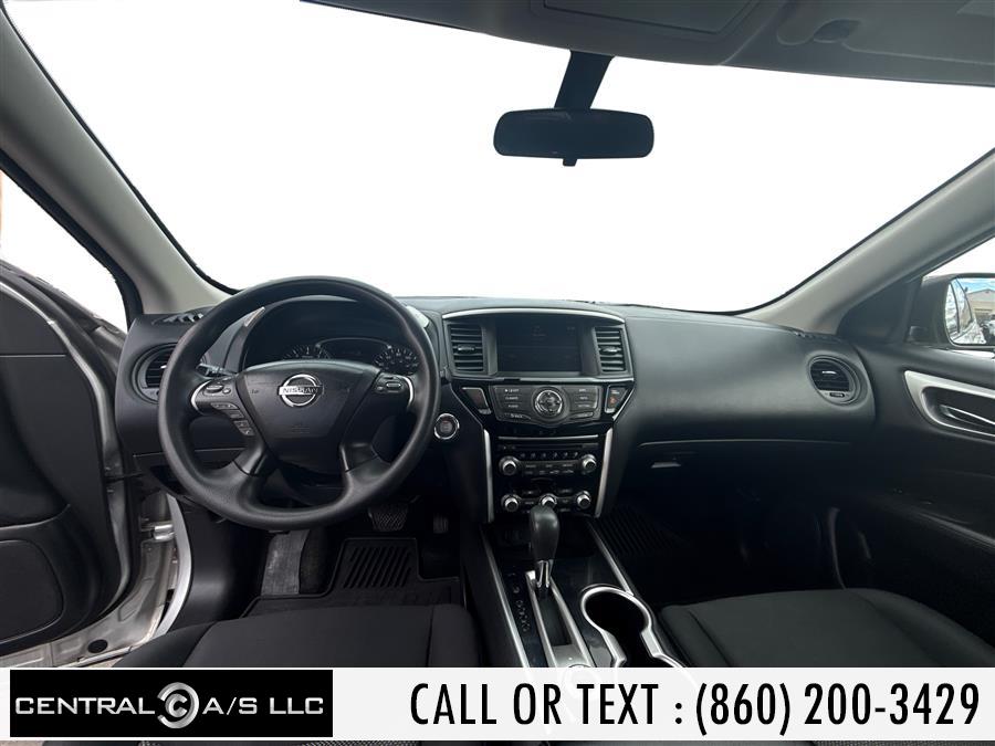 2019 Nissan Pathfinder S - Photo 19