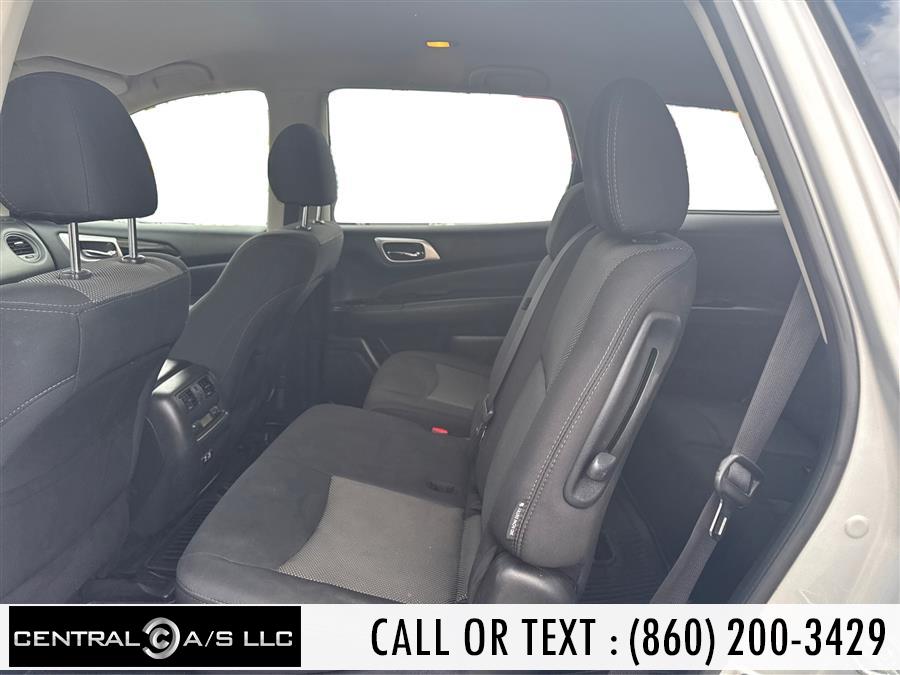 2019 Nissan Pathfinder S - Photo 9