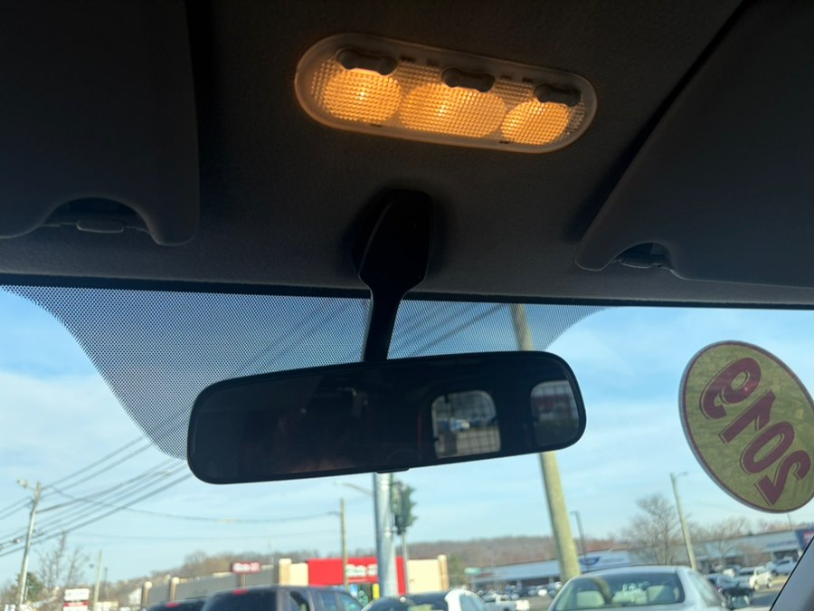 2019 Nissan NV200 SV - Photo 18
