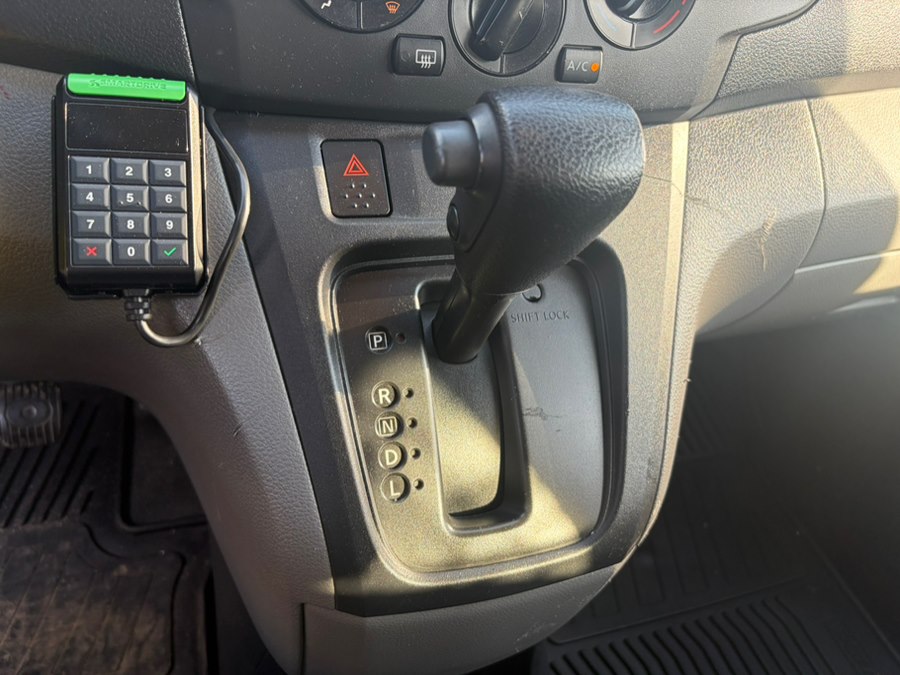 2019 Nissan NV200 SV - Photo 16