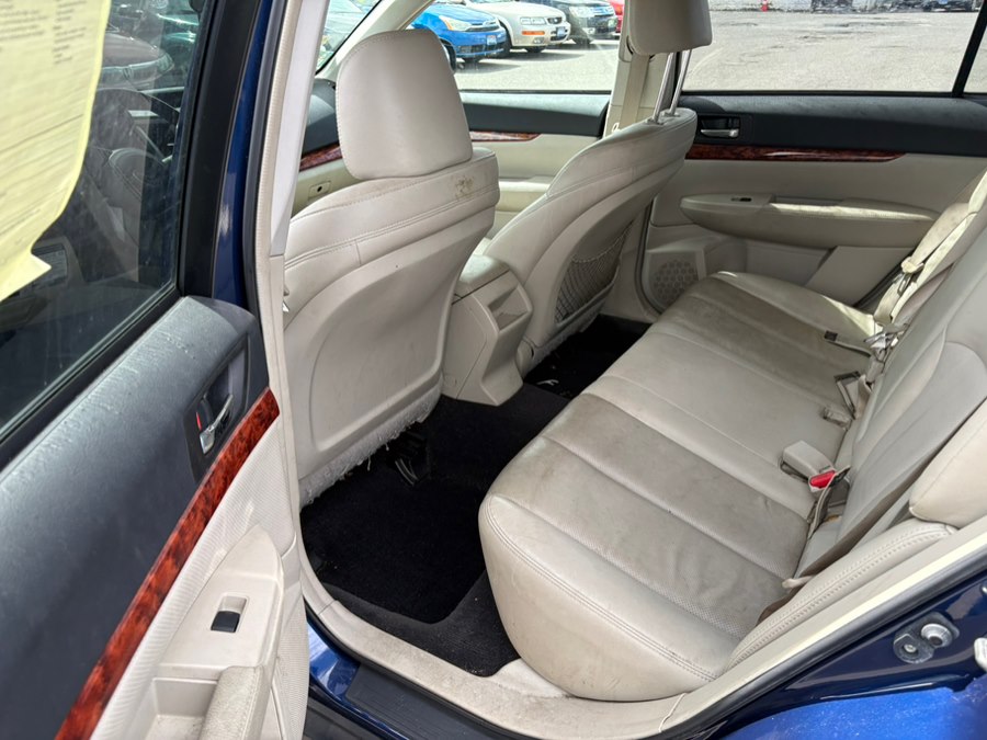 2010 Subaru Outback I Limited - Photo 5