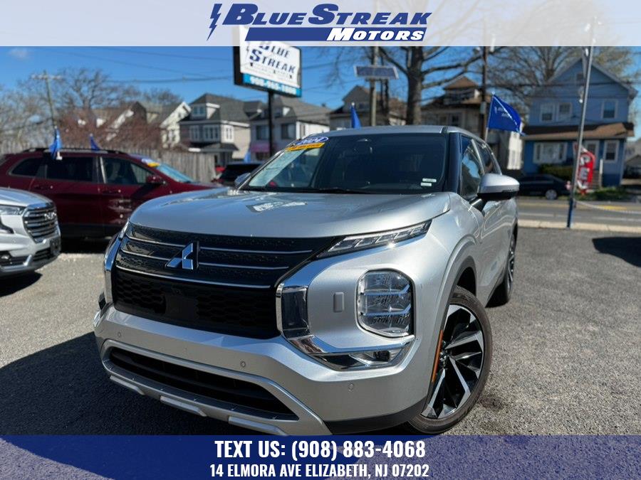 2024 Mitsubishi Outlander SE S-AWC, available for sale in Elizabeth, New Jersey | Blue Streak Motors. Elizabeth, New Jersey