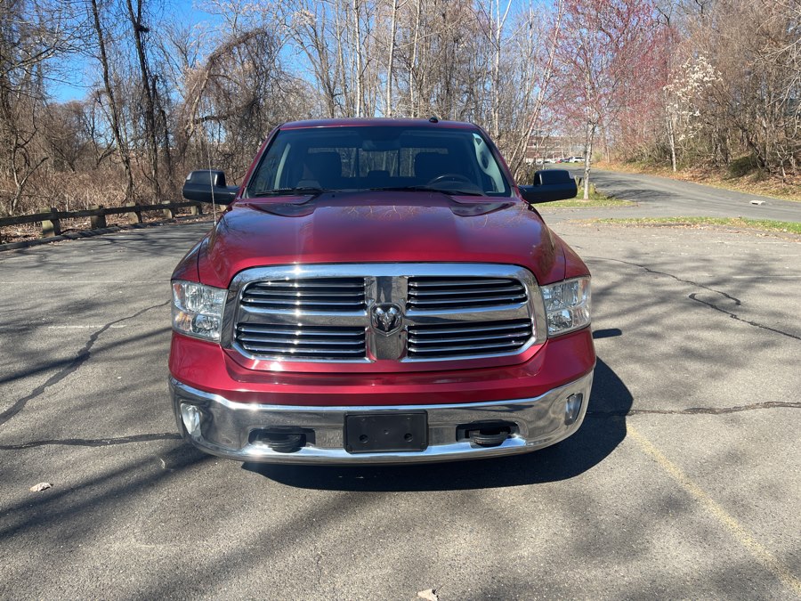 2015 RAM 1500 SLT 4x4 Crew Cab's photo