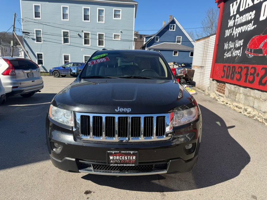 Used 2011 Jeep Grand Cherokee in Worcester, Massachusetts | Worcester Auto Outlet LLC. Worcester, Massachusetts
