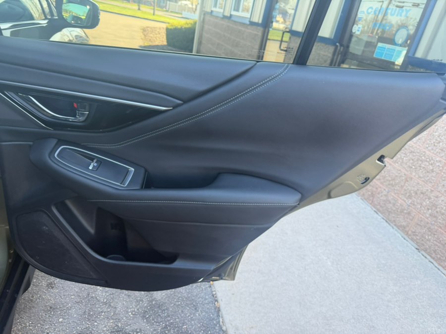 2020 Subaru Outback Limited - Photo 25